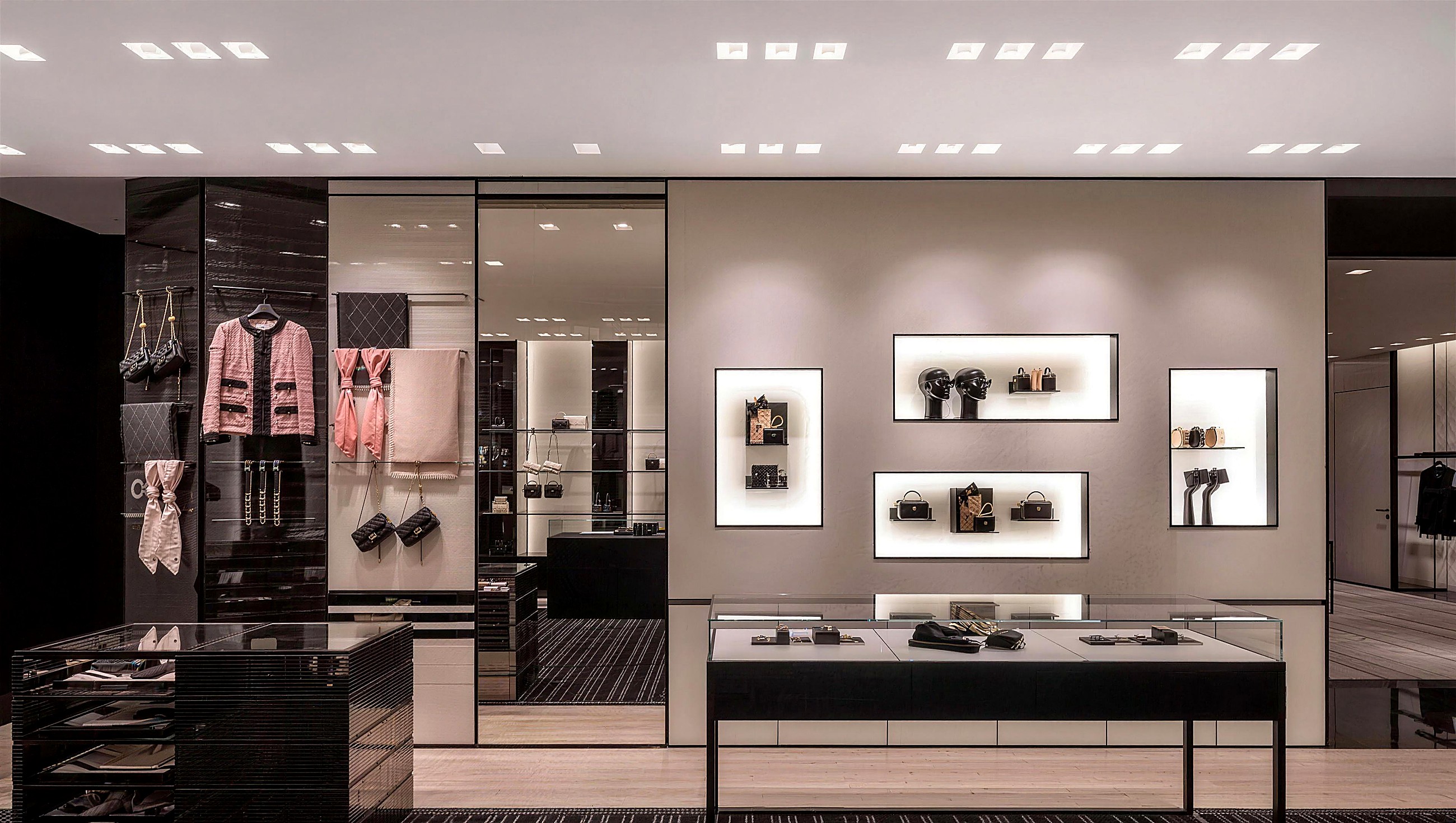 Chanel, ЦУМ — Ритейл — shop-in-shop, дизайн-проект DENZO