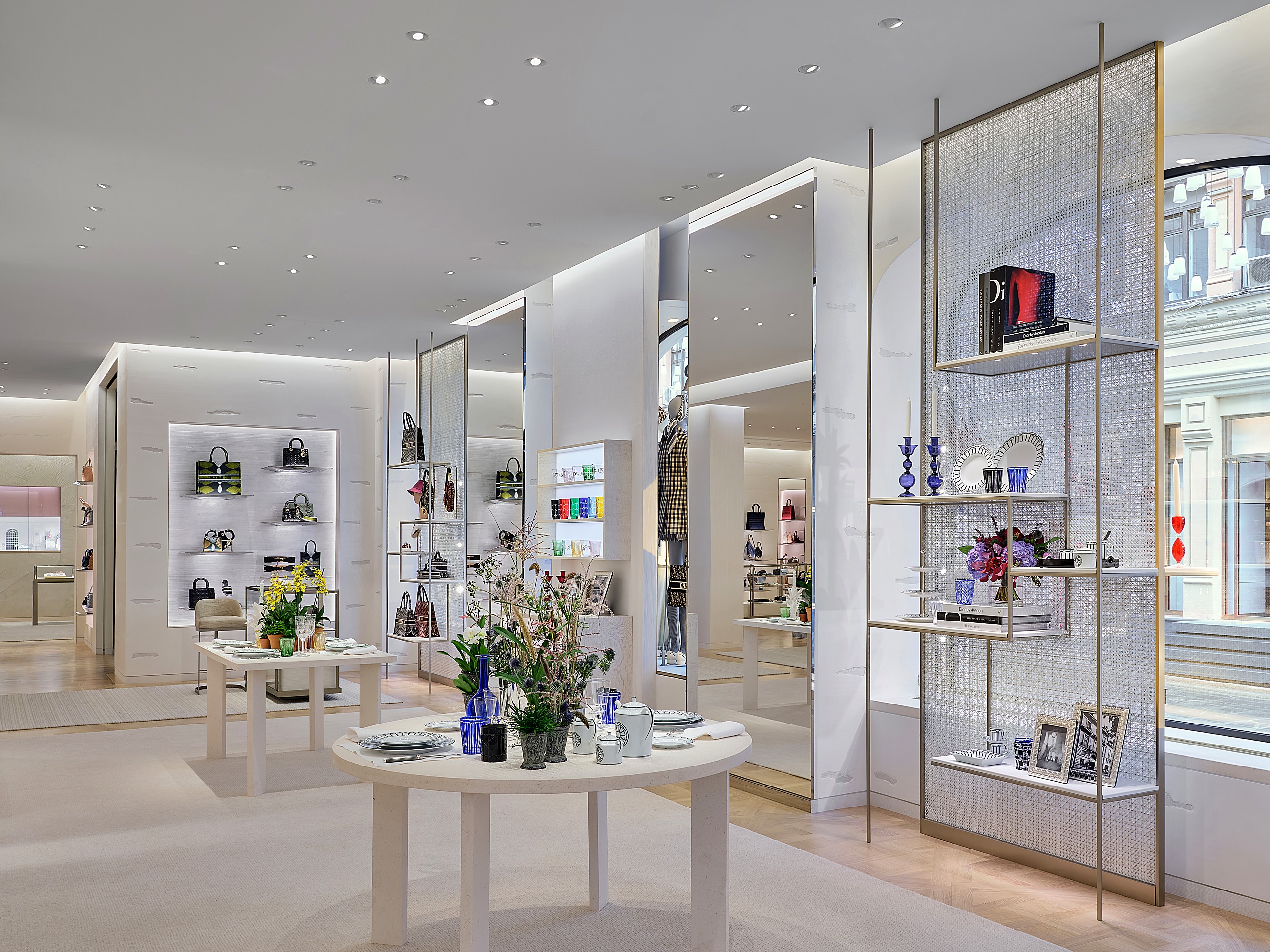 Dior, Столешников — интерьер, дизайн-студия DENZO